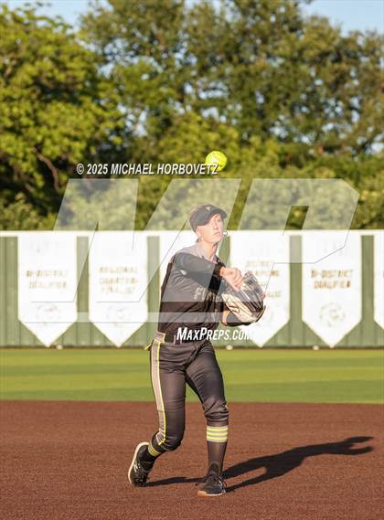 Thumbnail 1 in Guyer vs. Forney (UIL 6A D2 Girls Softball State Semi-Final) photogallery.