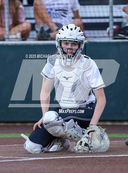 Thumbnail 2 in Guyer vs. Forney (UIL 6A D2 Girls Softball State Semi-Final) photogallery.