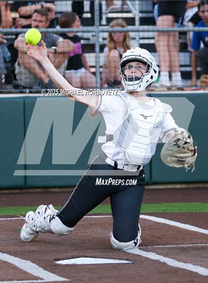 Thumbnail 3 in Guyer vs. Forney (UIL 6A D2 Girls Softball State Semi-Final) photogallery.