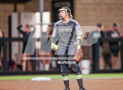 Thumbnail 3 in Guyer vs. Forney (UIL 6A D2 Girls Softball State Semi-Final) photogallery.