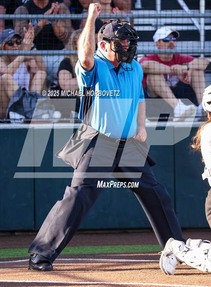 Thumbnail 3 in Guyer vs. Forney (UIL 6A D2 Girls Softball State Semi-Final) photogallery.