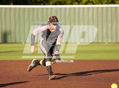 Thumbnail 2 in Guyer vs. Forney (UIL 6A D2 Girls Softball State Semi-Final) photogallery.