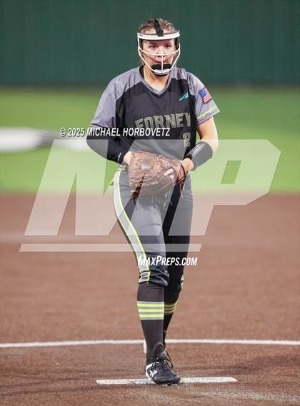 Thumbnail 1 in Guyer vs. Forney (UIL 6A D2 Girls Softball State Semi-Final) photogallery.