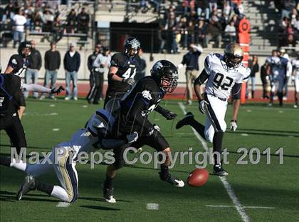Thumbnail 3 in Mullen vs. Grandview (CHSAA 5A Semifinal) photogallery.