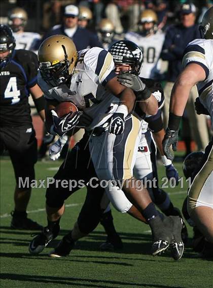 Thumbnail 3 in Mullen vs. Grandview (CHSAA 5A Semifinal) photogallery.