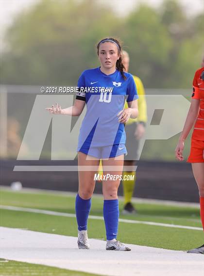 Thumbnail 1 in Celina @ Henderson (UIL 4A Region II Finals) photogallery.