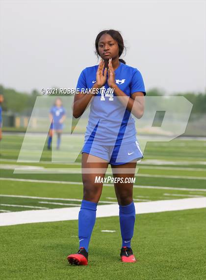 Thumbnail 2 in Celina @ Henderson (UIL 4A Region II Finals) photogallery.