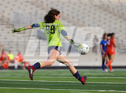 Thumbnail 2 in Celina @ Henderson (UIL 4A Region II Finals) photogallery.