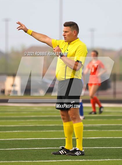 Thumbnail 3 in Celina @ Henderson (UIL 4A Region II Finals) photogallery.