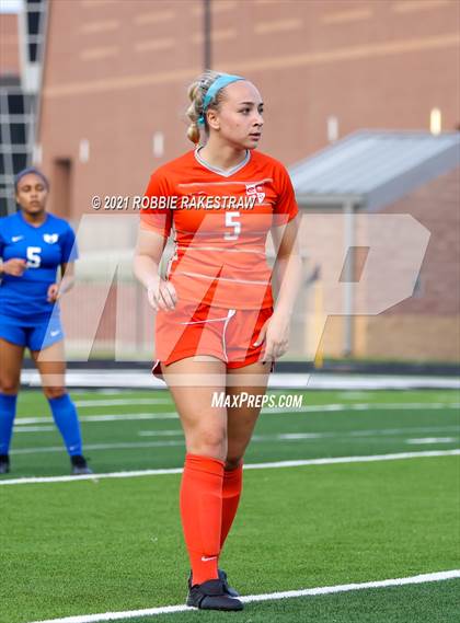 Thumbnail 1 in Celina @ Henderson (UIL 4A Region II Finals) photogallery.