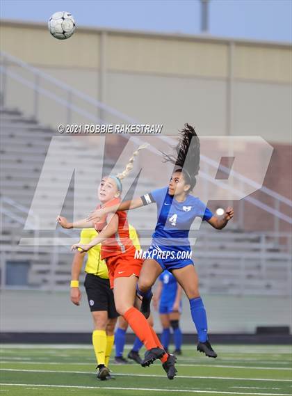 Thumbnail 3 in Celina @ Henderson (UIL 4A Region II Finals) photogallery.