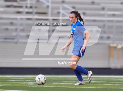 Thumbnail 2 in Celina @ Henderson (UIL 4A Region II Finals) photogallery.