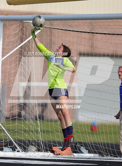Thumbnail 3 in Celina @ Henderson (UIL 4A Region II Finals) photogallery.