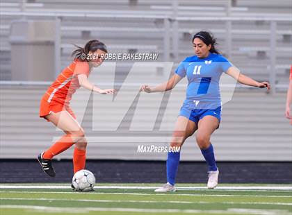 Thumbnail 1 in Celina @ Henderson (UIL 4A Region II Finals) photogallery.