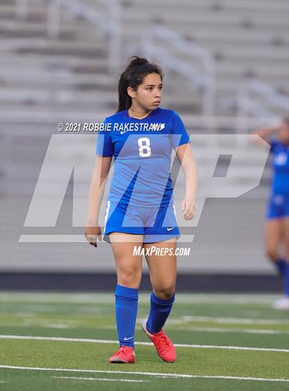 Thumbnail 3 in Celina @ Henderson (UIL 4A Region II Finals) photogallery.