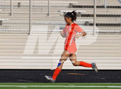 Thumbnail 2 in Celina @ Henderson (UIL 4A Region II Finals) photogallery.