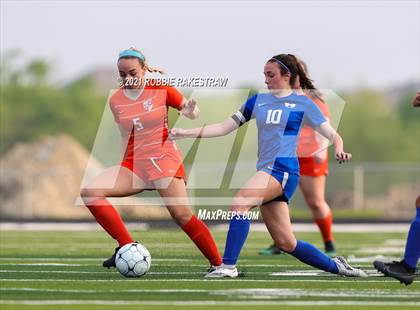 Thumbnail 3 in Celina @ Henderson (UIL 4A Region II Finals) photogallery.