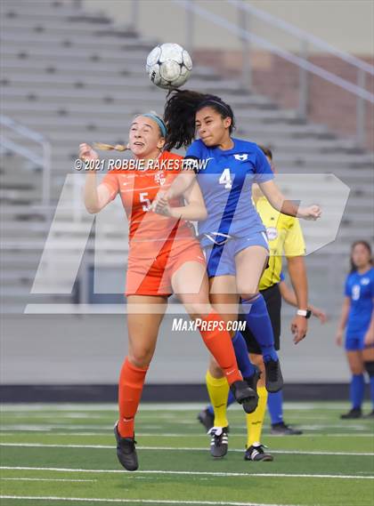 Thumbnail 2 in Celina @ Henderson (UIL 4A Region II Finals) photogallery.