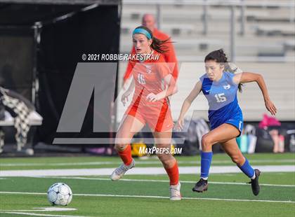 Thumbnail 3 in Celina @ Henderson (UIL 4A Region II Finals) photogallery.
