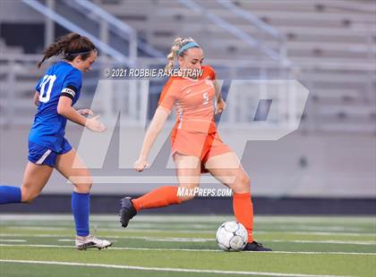 Thumbnail 3 in Celina @ Henderson (UIL 4A Region II Finals) photogallery.