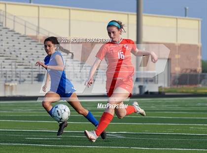 Thumbnail 3 in Celina @ Henderson (UIL 4A Region II Finals) photogallery.