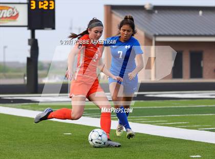 Thumbnail 3 in Celina @ Henderson (UIL 4A Region II Finals) photogallery.