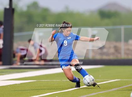 Thumbnail 2 in Celina @ Henderson (UIL 4A Region II Finals) photogallery.