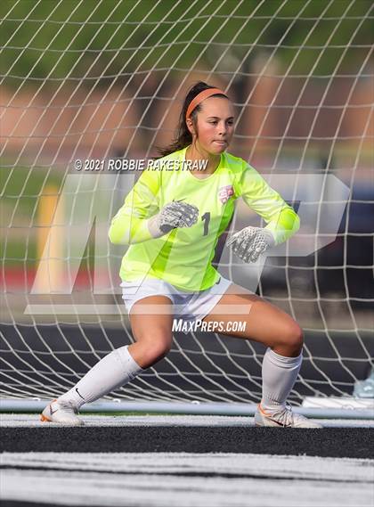 Thumbnail 2 in Celina @ Henderson (UIL 4A Region II Finals) photogallery.
