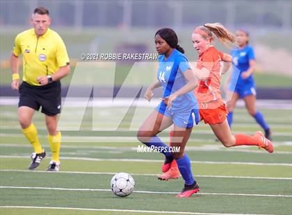 Thumbnail 1 in Celina @ Henderson (UIL 4A Region II Finals) photogallery.