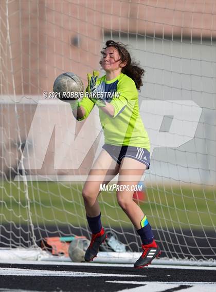 Thumbnail 2 in Celina @ Henderson (UIL 4A Region II Finals) photogallery.