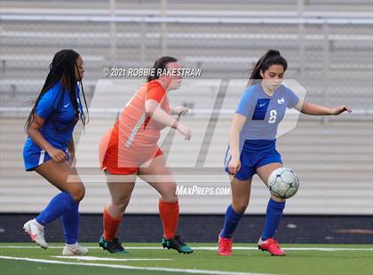 Thumbnail 1 in Celina @ Henderson (UIL 4A Region II Finals) photogallery.