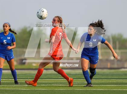 Thumbnail 1 in Celina @ Henderson (UIL 4A Region II Finals) photogallery.