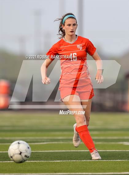 Thumbnail 3 in Celina @ Henderson (UIL 4A Region II Finals) photogallery.