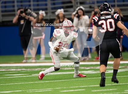 Thumbnail 3 in Judson vs Lake Travis (Class 6A Division I Quarterfinals) photogallery.