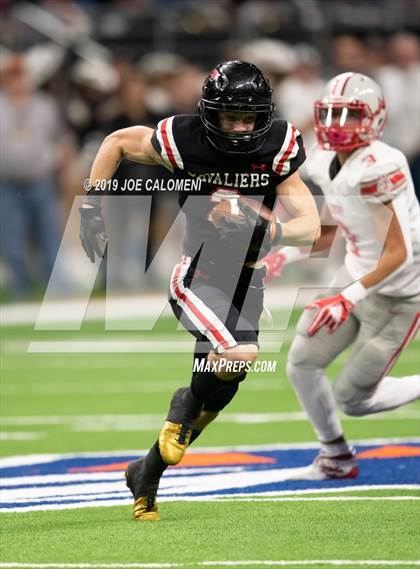 Thumbnail 2 in Judson vs Lake Travis (Class 6A Division I Quarterfinals) photogallery.