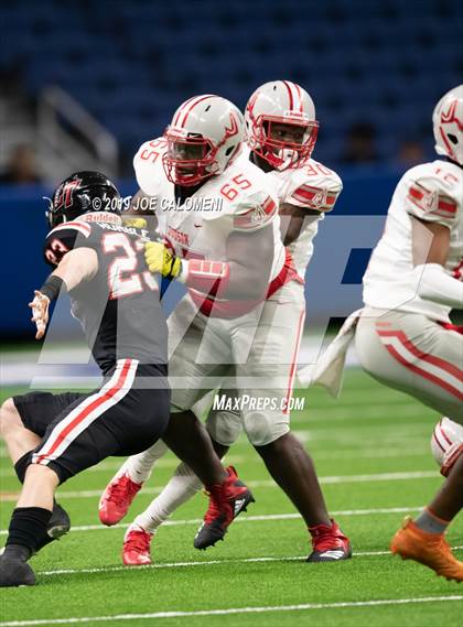 Thumbnail 2 in Judson vs Lake Travis (Class 6A Division I Quarterfinals) photogallery.