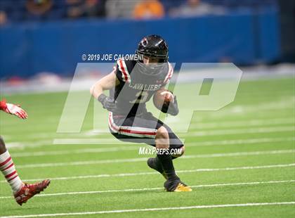Thumbnail 3 in Judson vs Lake Travis (Class 6A Division I Quarterfinals) photogallery.