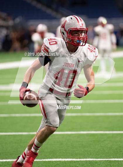 Thumbnail 3 in Judson vs Lake Travis (Class 6A Division I Quarterfinals) photogallery.