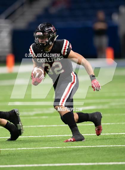 Thumbnail 3 in Judson vs Lake Travis (Class 6A Division I Quarterfinals) photogallery.