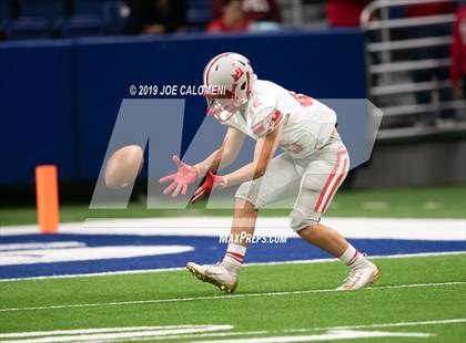 Thumbnail 3 in Judson vs Lake Travis (Class 6A Division I Quarterfinals) photogallery.