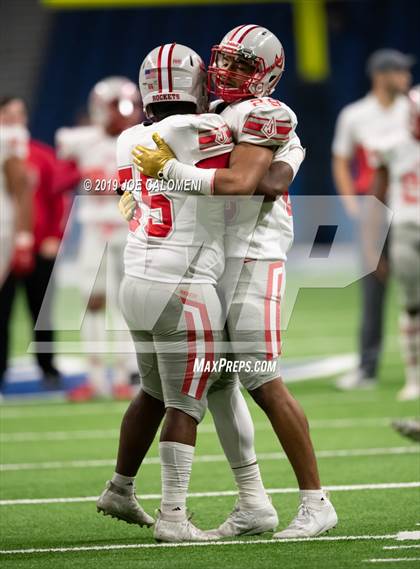 Thumbnail 2 in Judson vs Lake Travis (Class 6A Division I Quarterfinals) photogallery.