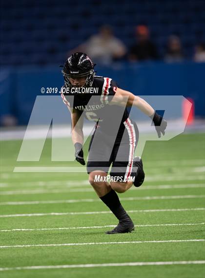 Thumbnail 2 in Judson vs Lake Travis (Class 6A Division I Quarterfinals) photogallery.