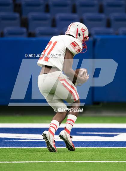 Thumbnail 3 in Judson vs Lake Travis (Class 6A Division I Quarterfinals) photogallery.