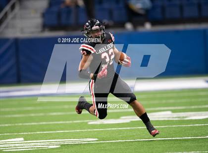 Thumbnail 2 in Judson vs Lake Travis (Class 6A Division I Quarterfinals) photogallery.