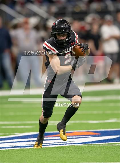 Thumbnail 3 in Judson vs Lake Travis (Class 6A Division I Quarterfinals) photogallery.