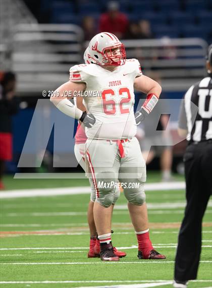 Thumbnail 3 in Judson vs Lake Travis (Class 6A Division I Quarterfinals) photogallery.