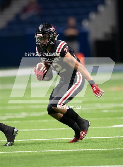 Thumbnail 2 in Judson vs Lake Travis (Class 6A Division I Quarterfinals) photogallery.