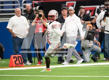 Thumbnail 3 in Judson vs Lake Travis (Class 6A Division I Quarterfinals) photogallery.