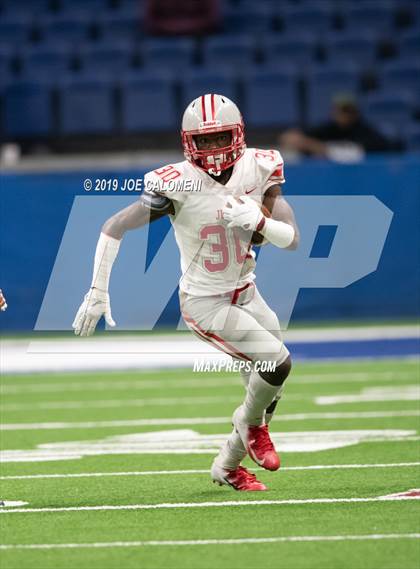 Thumbnail 2 in Judson vs Lake Travis (Class 6A Division I Quarterfinals) photogallery.