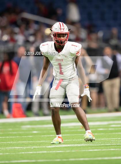Thumbnail 1 in Judson vs Lake Travis (Class 6A Division I Quarterfinals) photogallery.
